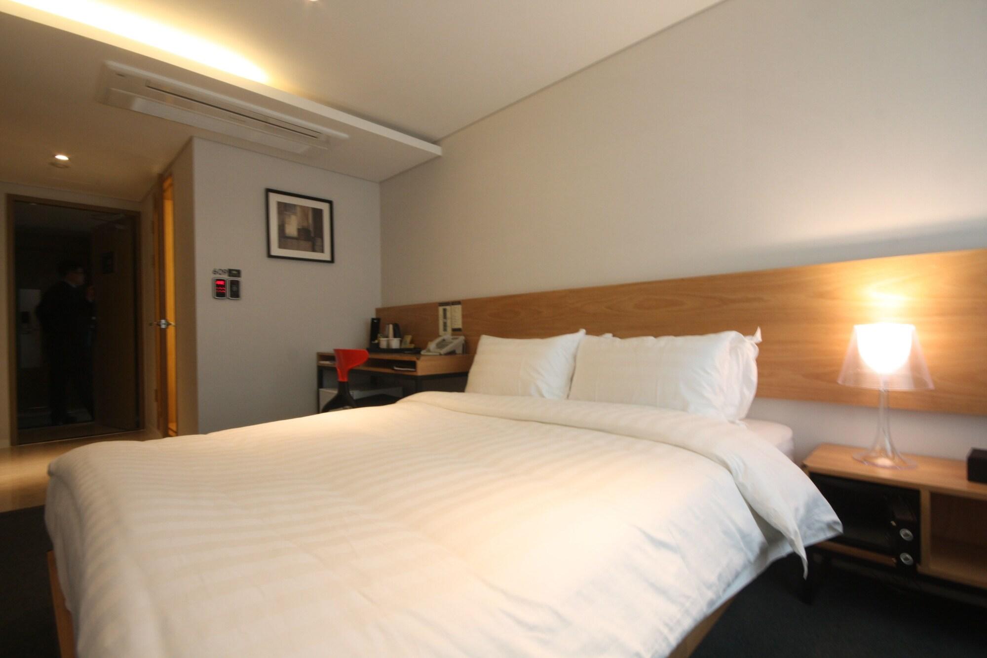 I.T.W Hotel Seoul Exterior foto